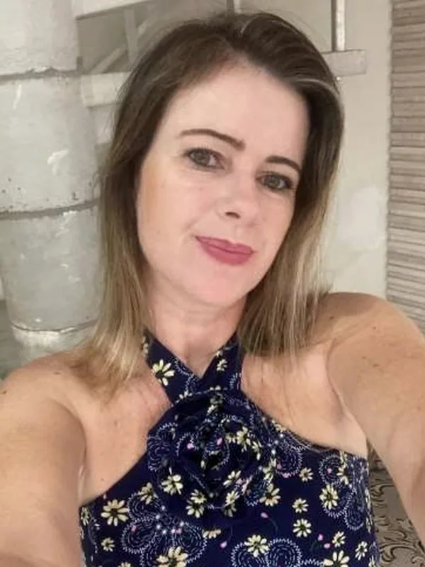 Louise, 25 ans, rencontre libertine à Aix-en-Provence
