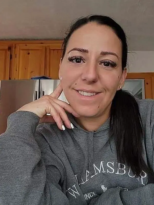 Anne, 56 ans, rencontre libertine à Angers