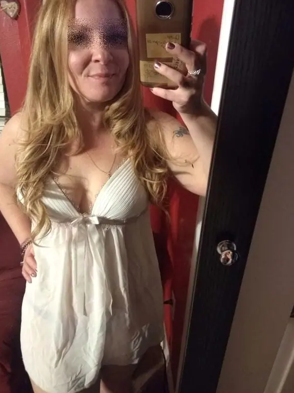 Ariane, 42 ans, rencontre libertine à Dijon