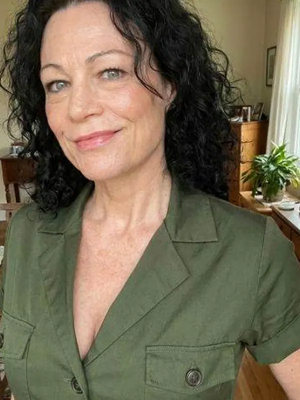 Annie, 58 ans, rencontre libertine à Orléans
