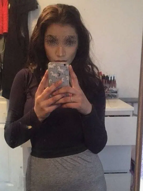 Léna, 29 ans, rencontre libertine à Pau