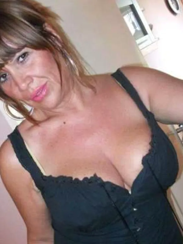 Sylviane, 57 ans, rencontre libertine à Perpignan