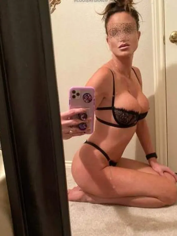 Eva, 24 ans, rencontre libertine à Rouen