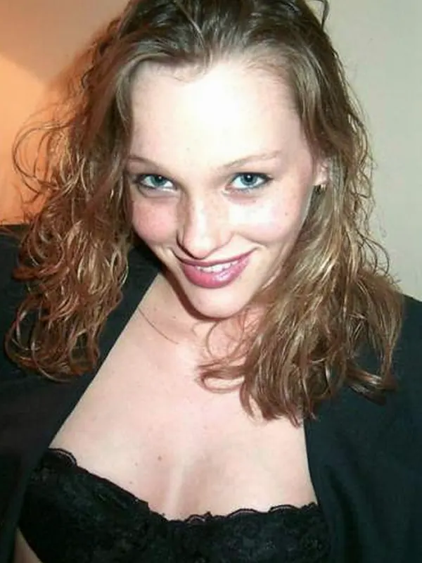 Héloïse, 25 ans, rencontre libertine à Tours