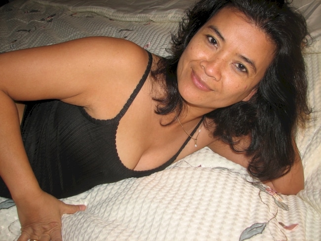 Asiatique vraiment très mignonne recherche un homme débutant