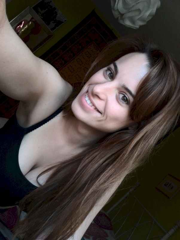 femme coquine autoritaire pour gars qui est docile