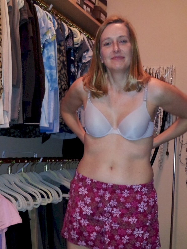 petite coquine recherche un coquin sur Vienne pour du plan baise