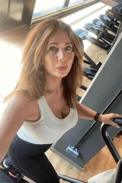 femme coquine - Joué-lès-Tours - Menue mais affamée : Patricia, 45 ans à Joué-lès-Tours, cherche débat corsé