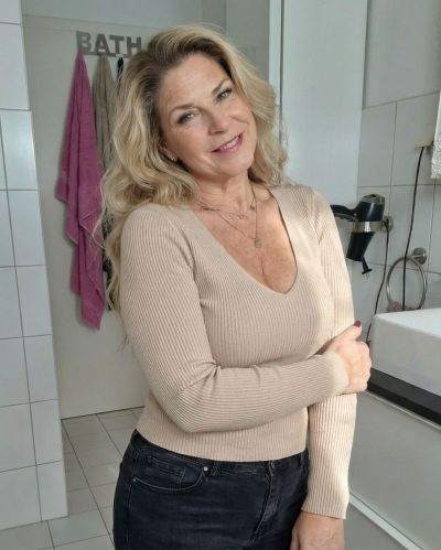 femme coquine - Porto-Vecchio - Douce en apparence, dominée en secret : tchat hot pour femme coquine à Porto-Vecchio