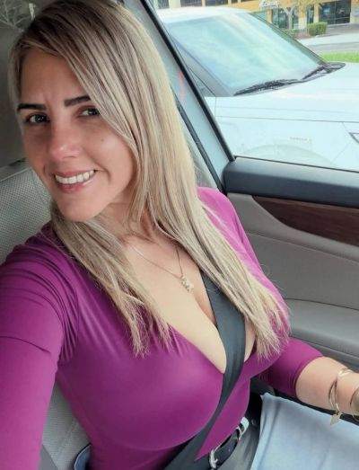 femme coquine - Tsingoni - Tsingoni : elle attend ton message coquin, sans détour ni prétexte