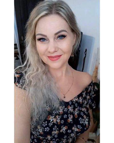 femme coquine - Nanterre - Tatouée à Nanterre, je cultive mes rencontres coquines en toute discrétion