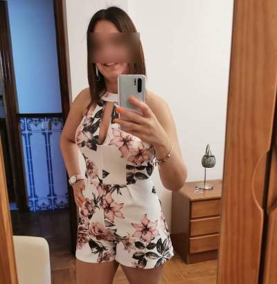 femme coquine - Aubervilliers - Aubervilliers : Adèle te chuchote ses secrets les plus coquins en privé