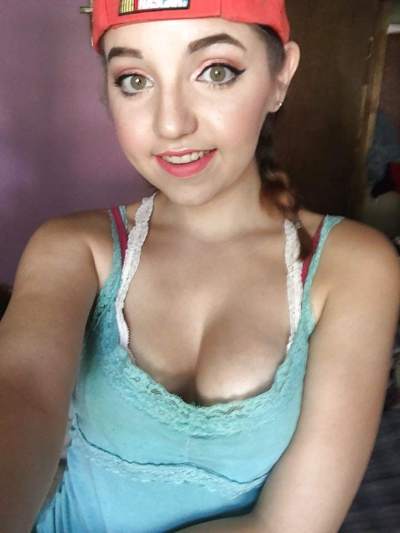 femme coquine - Rennes - Timide en apparence, effrontée en messages : Gisèle, 25, cherche son complice